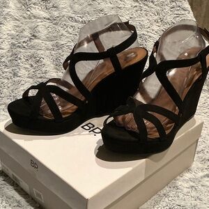 BP Elegant Black Wedge Sandals NWOT Never worn
